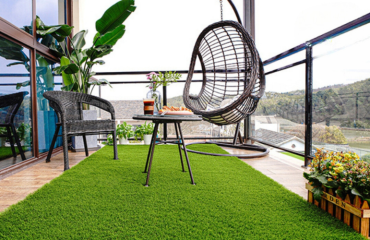 artificial turf balkony