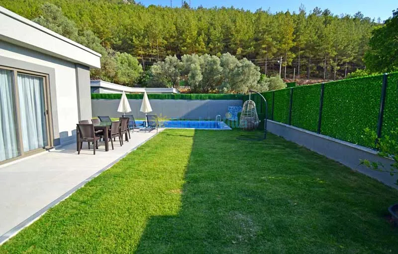 Fence for Privacy