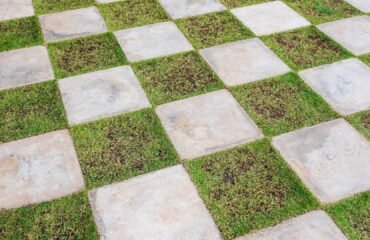 How to Create Natural-Looking Walkways with Paving Stones